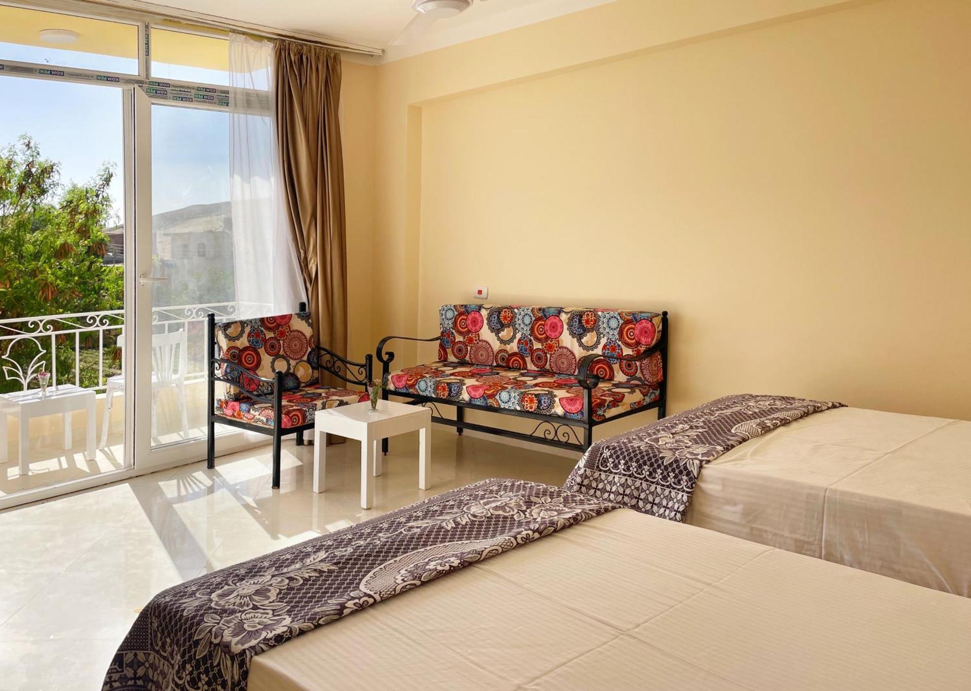 Karima House Hotell Luxor Exteriör bild