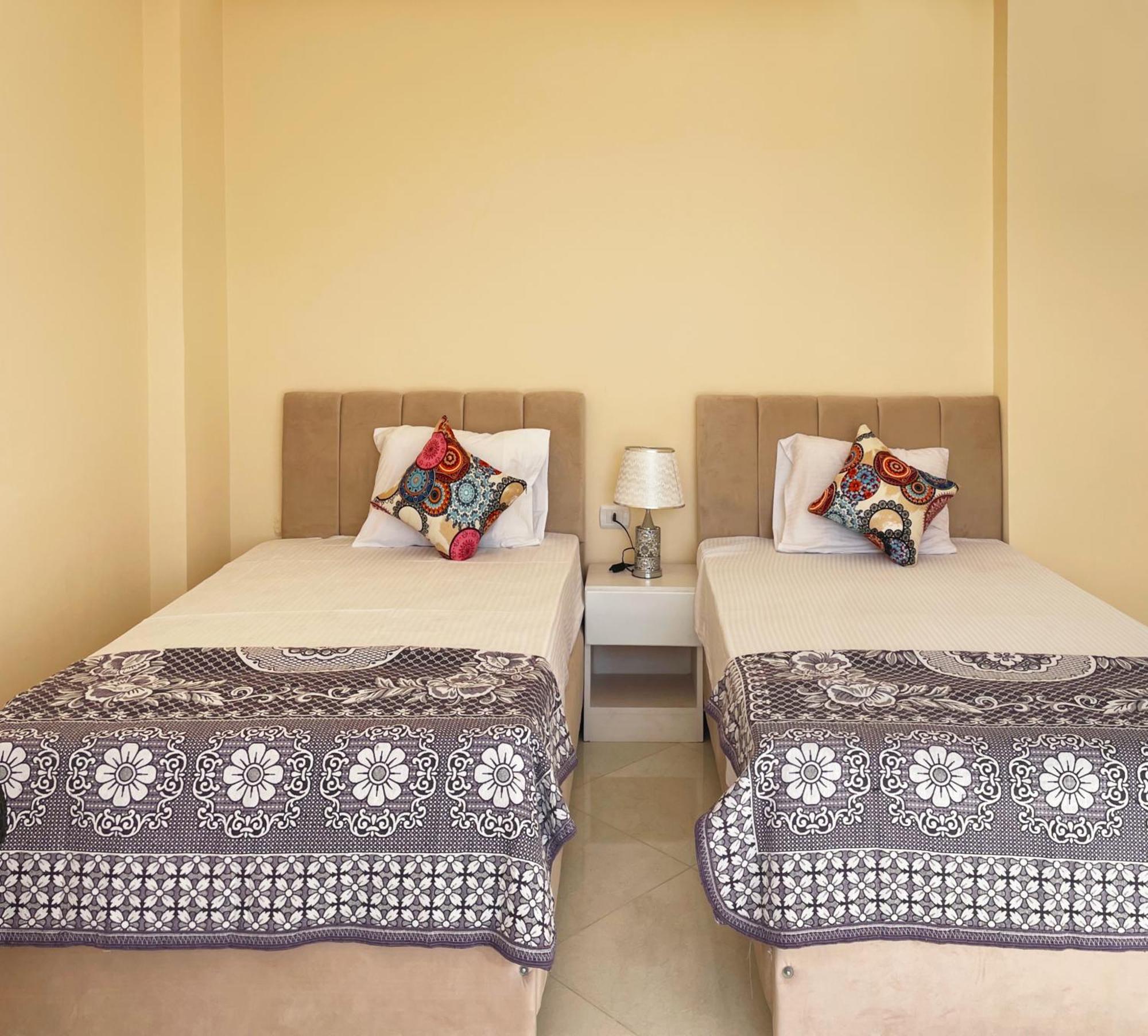 Karima House Hotell Luxor Exteriör bild